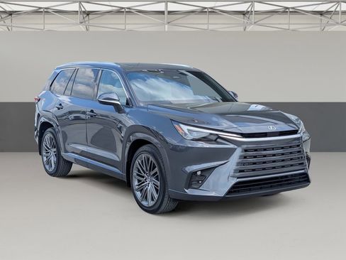 New 2026 Lexus TX 350 AWD image 2