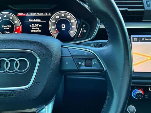 Used 2019 Audi Q3 2.0T Premium Plus image 23