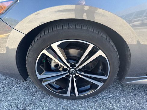 Certified 2021 Nissan Sentra SR image 10