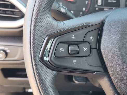 Used 2021 Chevrolet TrailBlazer LS image 31