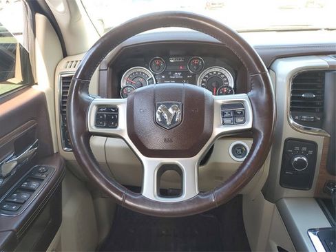 Used 2013 RAM 1500 Laramie w/ Convenience Group image 11