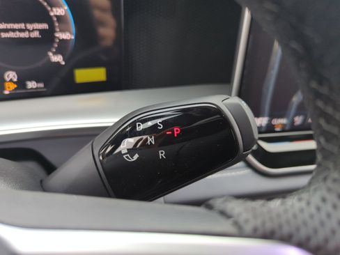 New 2026 Volkswagen Tiguan SE R-Line image 15