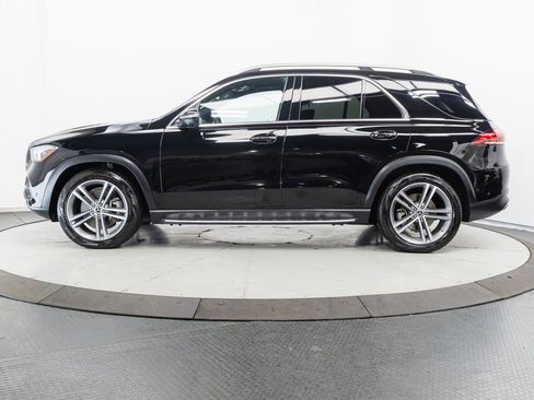 Used 2021 Mercedes-Benz GLE 450 4MATIC image 4