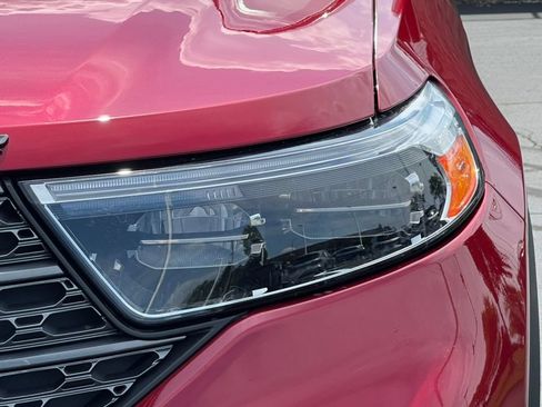 Certified 2023 Ford Explorer XLT w/ Equipment Group 202A AWD/4WD image 38