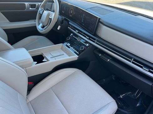 Used 2024 Hyundai Santa Fe SEL image 19