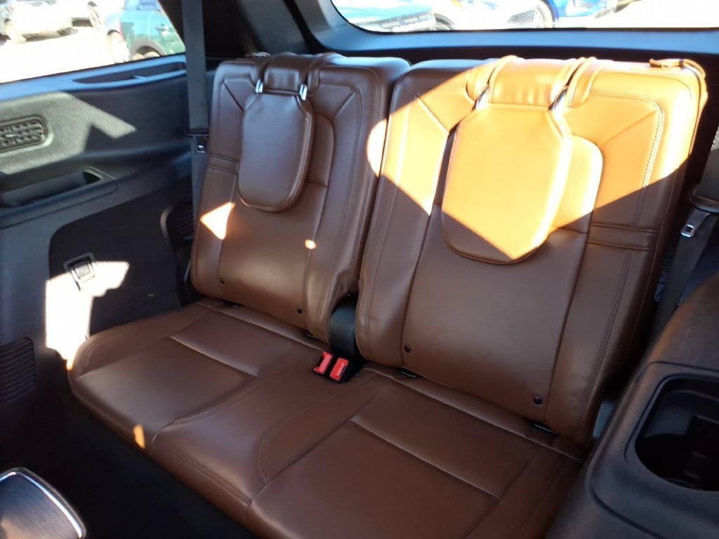 Used 2022 Lincoln Aviator Reserve w/ Equipment Group 201A AWD/4WD image 12