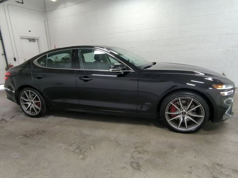Used 2025 Genesis G70 2.5T image 2
