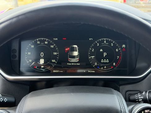 Used 2020 Land Rover Range Rover HSE image 20