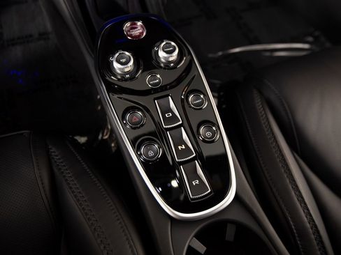 Used 2023 McLaren GT image 22