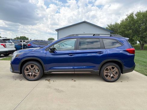 Certified 2026 Subaru Ascent Limited Bronze AWD/4WD image 3
