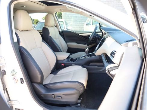 Used 2020 Subaru Outback Limited AWD/4WD image 25