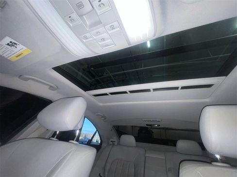 Used 2012 Mercedes-Benz CLS 550 image 19