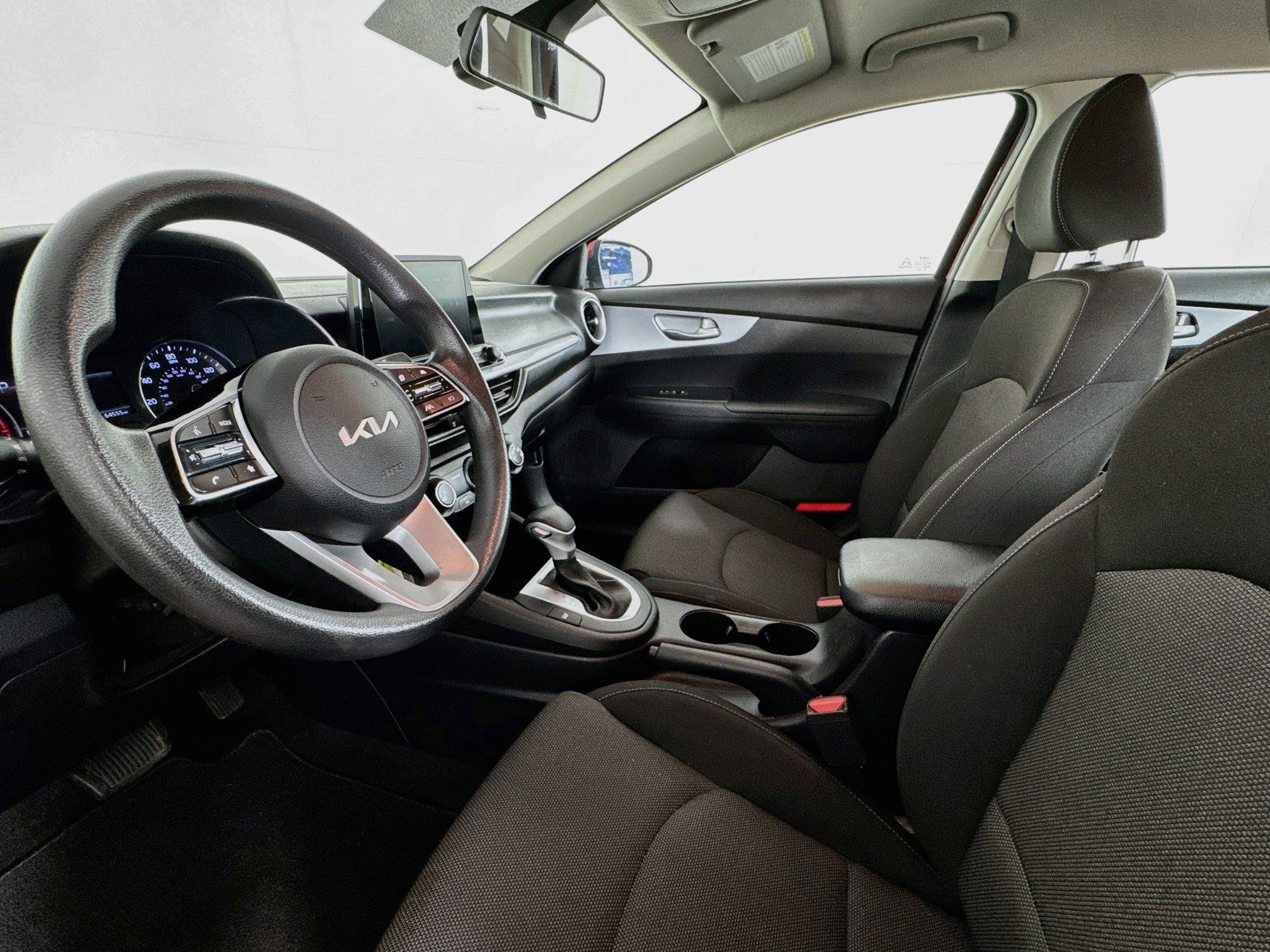Used 2022 Kia Forte LXS FWD image 19