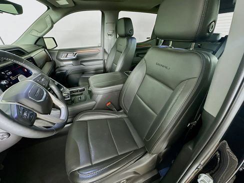 Used 2024 GMC Sierra 1500 Denali w/ Denali Reserve Package image 13
