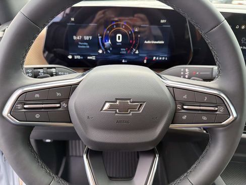 New 2026 Chevrolet Equinox ACTIV w/ Convenience Package III image 6