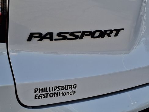 Used 2023 Honda Passport TrailSport image 31