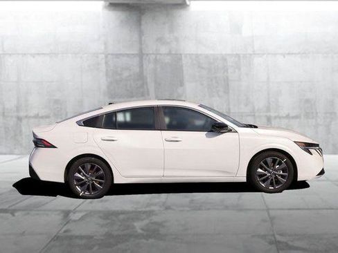 New 2026 Nissan Sentra SL w/ Floor Mat Package FWD image 5