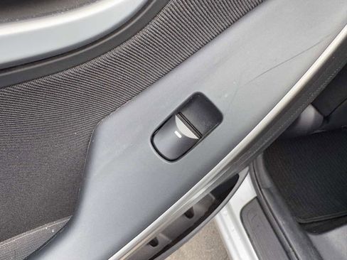 Used 2016 Hyundai Elantra GT w/ Option Group 02 image 37