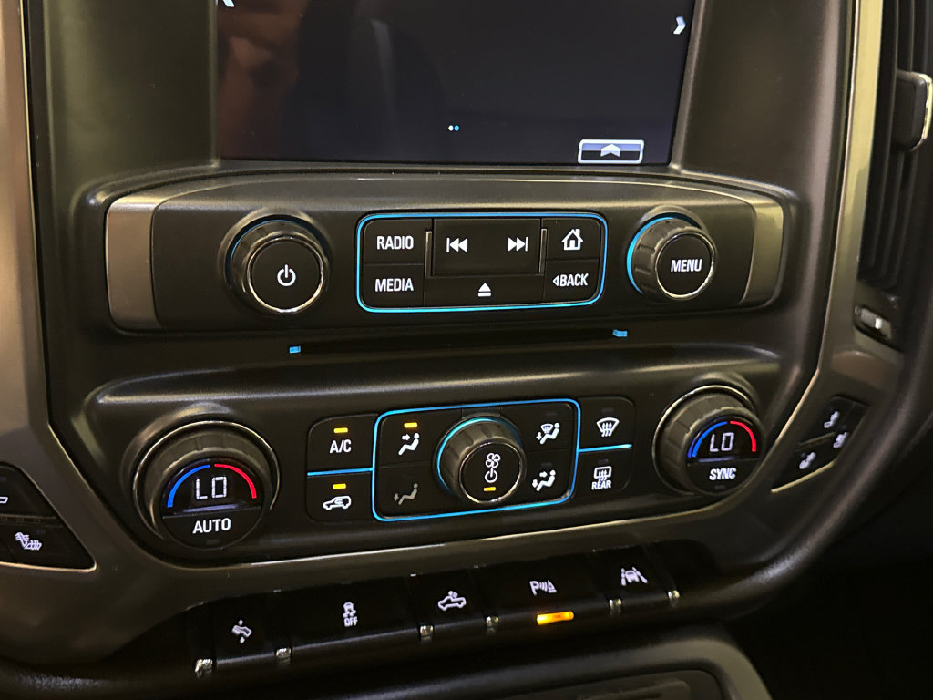 Used 2018 Chevrolet Silverado 1500 LTZ w/ Texas Edition AWD/4WD image 25