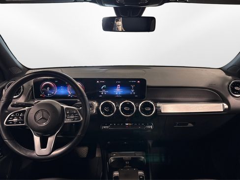 Used 2020 Mercedes-Benz GLB 250 4MATIC image 23