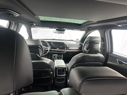 Used 2023 Kia Sportage X-Line w/ X-Line Premium Package image 18