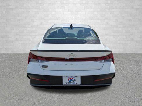 New 2026 Hyundai Elantra SEL Sport Premium FWD image 3