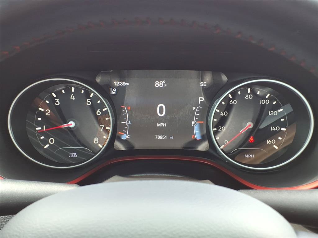 Used 2020 Jeep Compass Trailhawk w/ Cold Weather Group AWD/4WD image 11