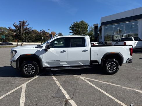 New 2026 GMC Sierra 2500 SLT w/ SLT Premium Package image 2