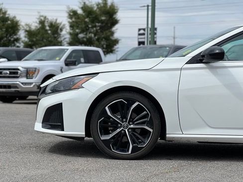 Used 2024 Nissan Altima 2.5 SR FWD image 4