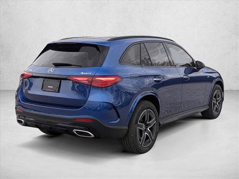 Certified 2025 Mercedes-Benz GLC 350e 4MATIC image 2