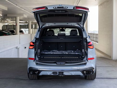 New 2026 BMW X5 xDrive50e image 25