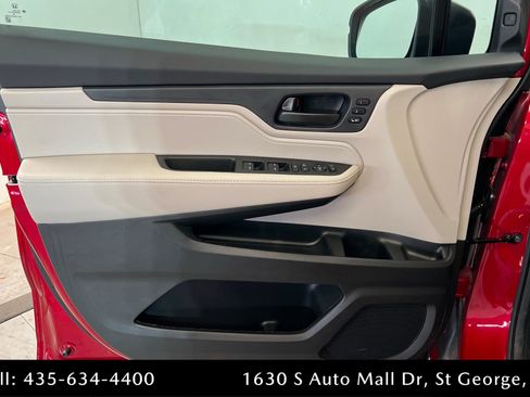New 2025 Honda Odyssey EX-L image 14