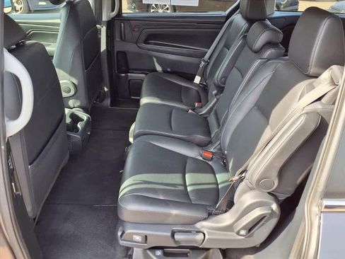 Certified 2023 Honda Odyssey EX-L image 9