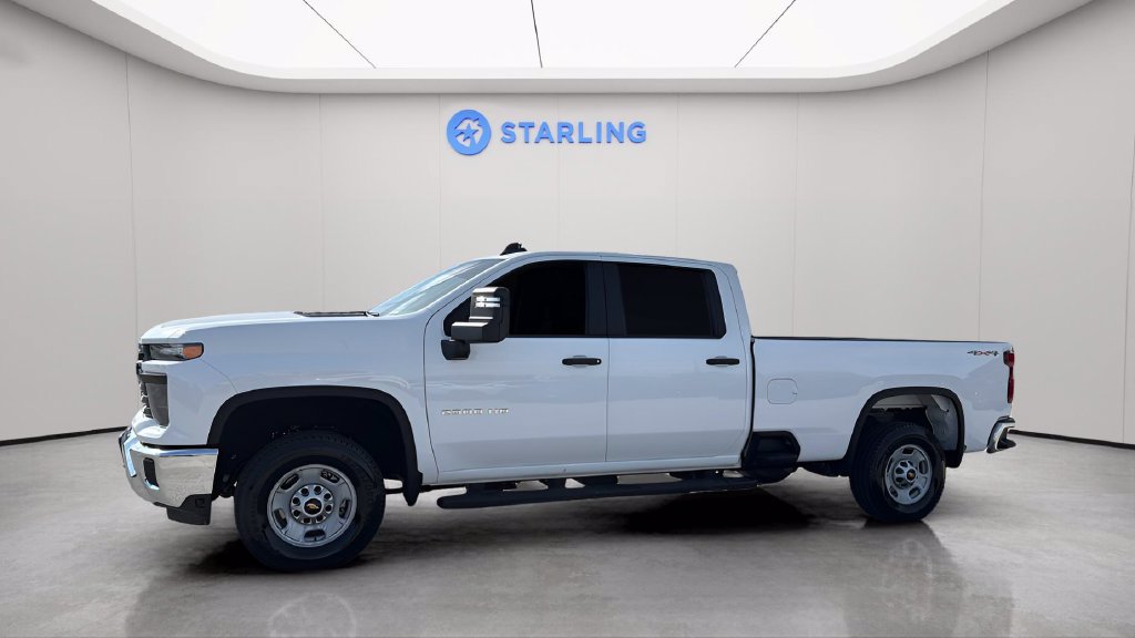Used 2024 Chevrolet Silverado 2500 W/T w/ WT Convenience Package AWD/4WD image 2