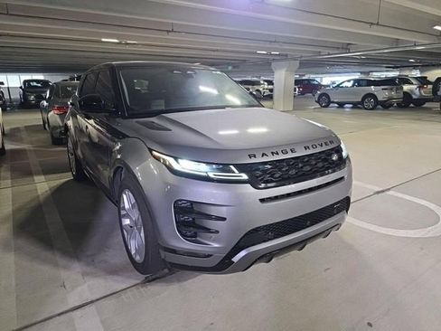 Used 2023 Land Rover Range Rover Evoque R-Dynamic SE image 6