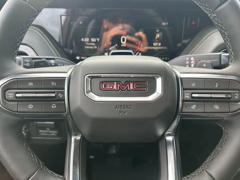 New 2026 GMC Yukon XL Elevation image 32