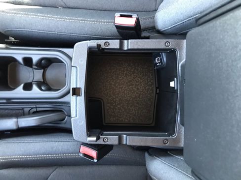 New 2025 Jeep Gladiator Sport image 24