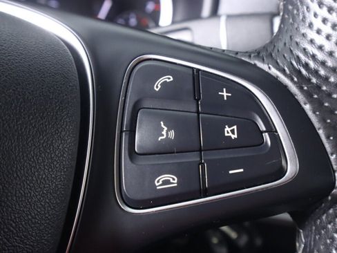 Used 2019 Mercedes-Benz Metris image 13