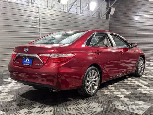 Used 2017 Toyota Camry XLE image 5