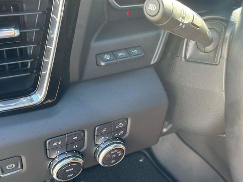 Certified 2025 GMC Sierra 2500 Denali Ultimate image 27