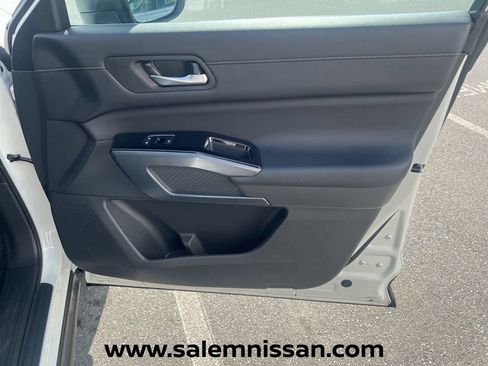 Certified 2023 Nissan Pathfinder SL AWD/4WD image 27