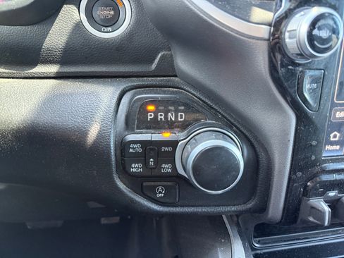 Used 2023 RAM 1500 Big Horn AWD/4WD image 11