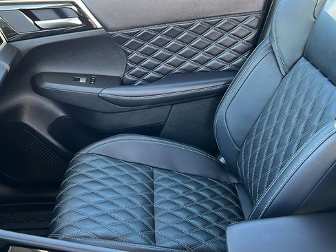 Used 2024 Mitsubishi Outlander SEL image 21