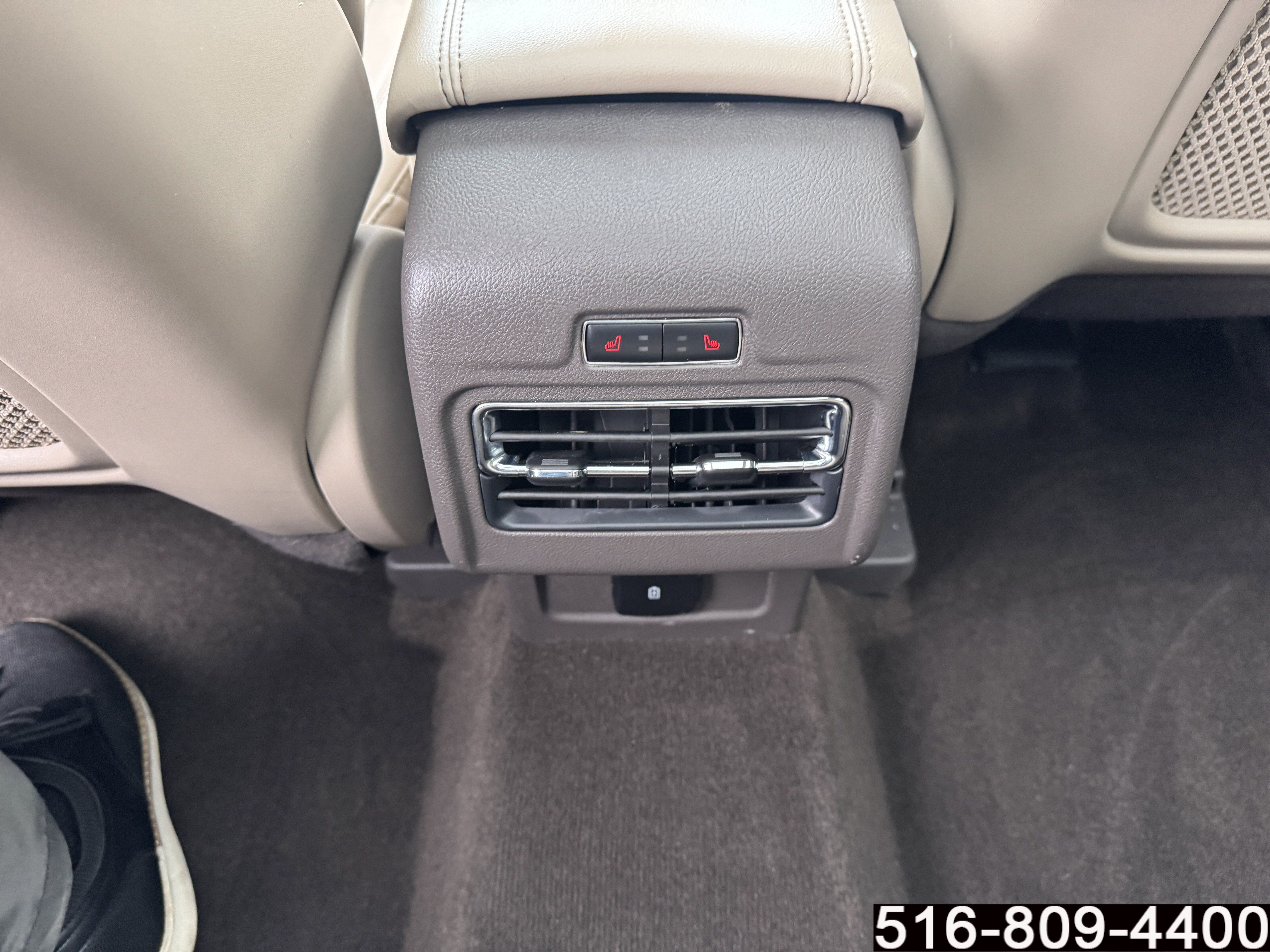 Used 2022 Lincoln Corsair AWD w/ Premium Package image 16