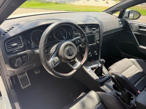 Used 2016 Volkswagen GTI Autobahn w/ Lighting Package (SEL) FWD image 11