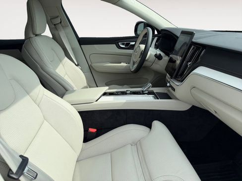 New 2026 Volvo XC60 T8 Ultra w/ Protection Package Premier AWD/4WD image 15