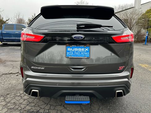 Used 2019 Ford Edge ST w/ Equipment Group 401A image 5