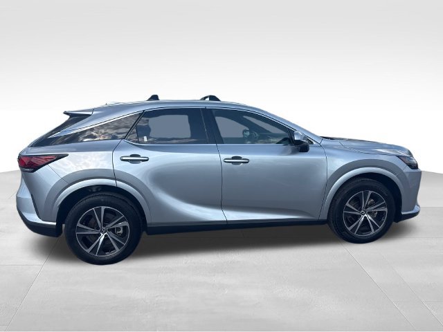 Used 2023 Lexus RX 350h w/ Accessory Package (2T) AWD/4WD image 6