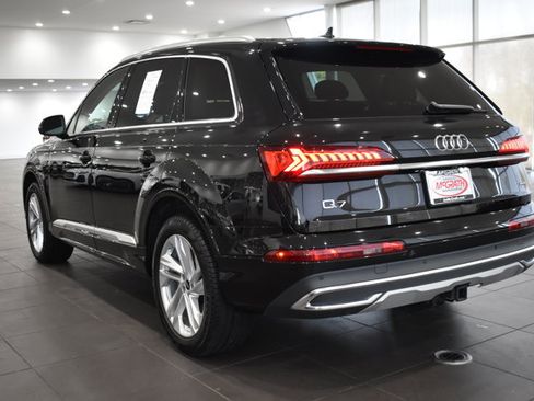 Used 2023 Audi Q7 2.0T Premium w/ Towing Package image 9