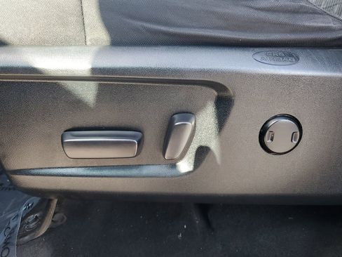 Used 2021 Toyota Tundra SR5 w/ Trail Edition image 21